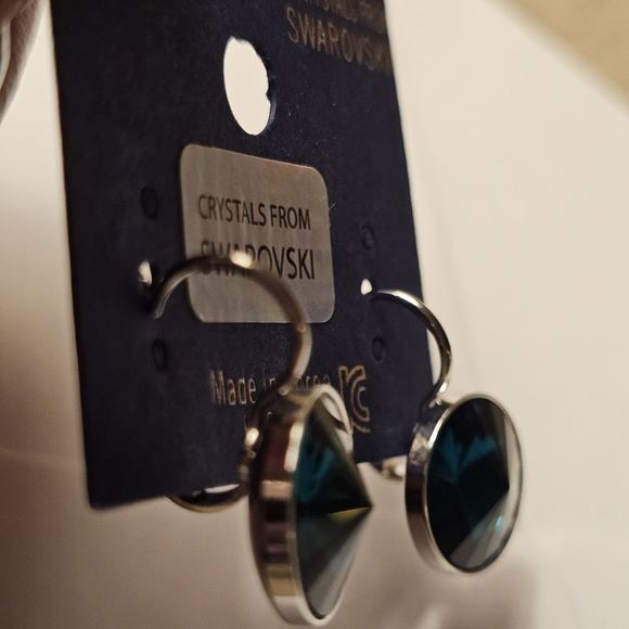 Swarovski Elememt NWT Forest Green 13mm Earrings Leverback Crystal Earri… - Picture 3 of 5